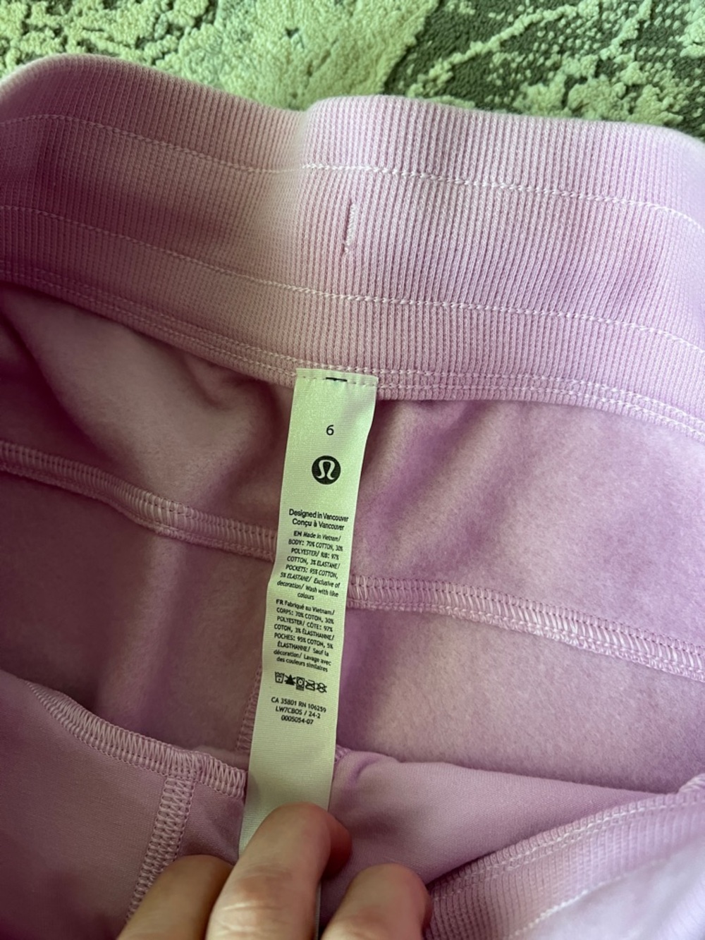 Lululemon scuba shorts 5” - Picture 3 of 4